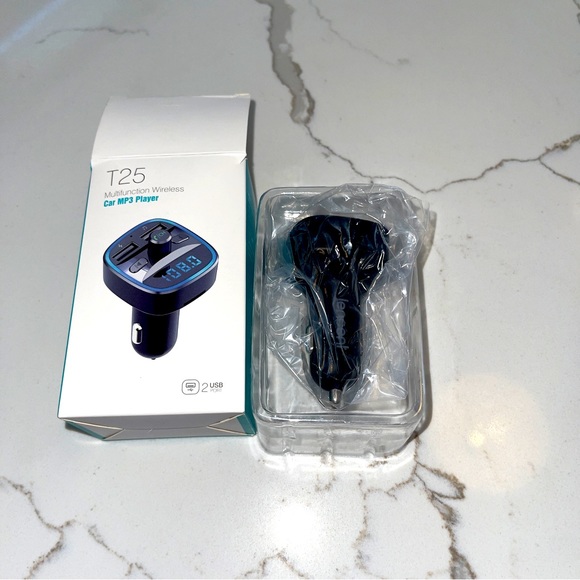 NEW LENCENT FM Transmitter, Bluetooth FM Transmitter Wireless Radio Adapter Car - Picture 4 of 6